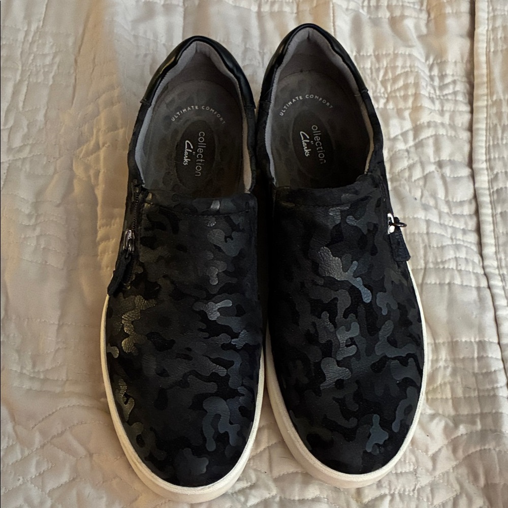 Clarks Black Camouflage Flats